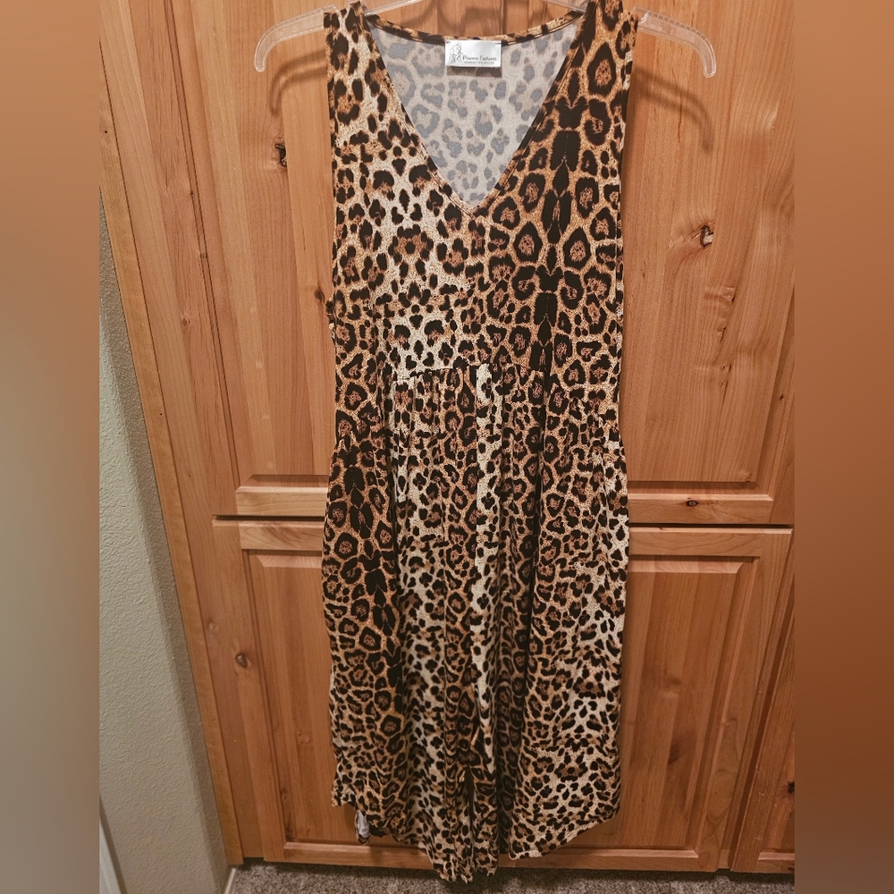 Phierce Fashions Leopard Print Sleeveless Romper